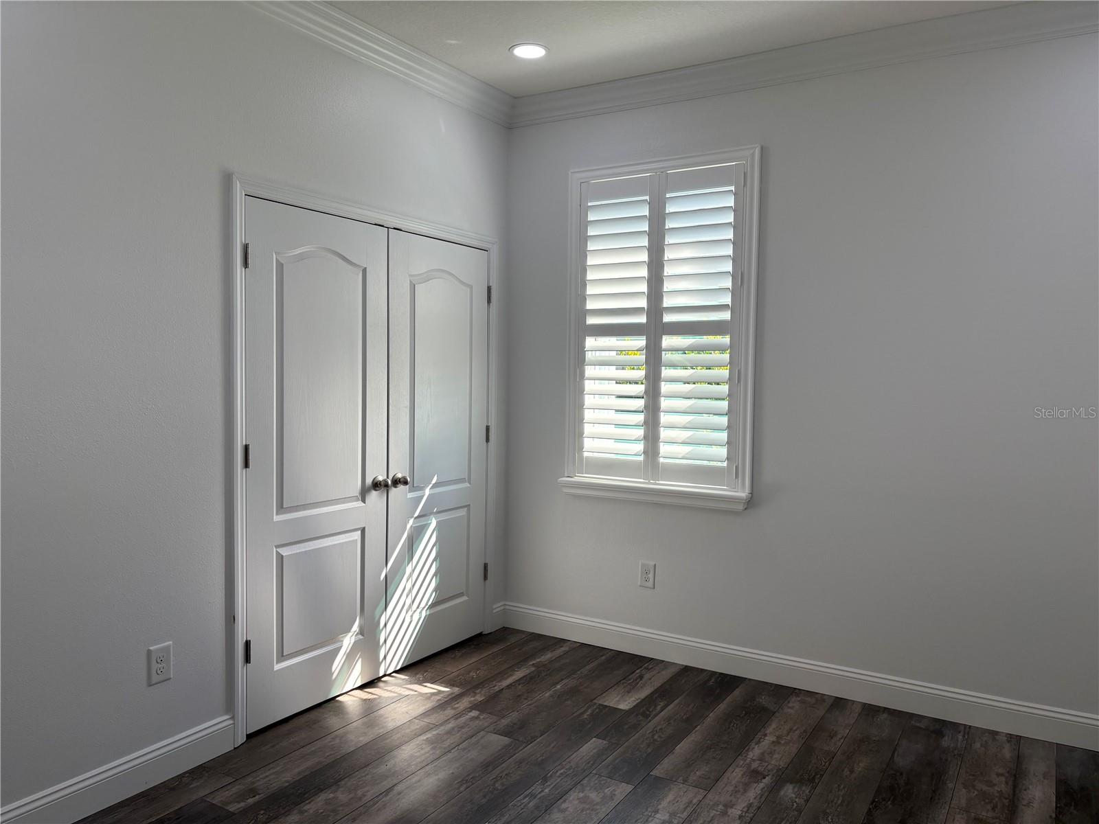 STONELEDGE - Residential