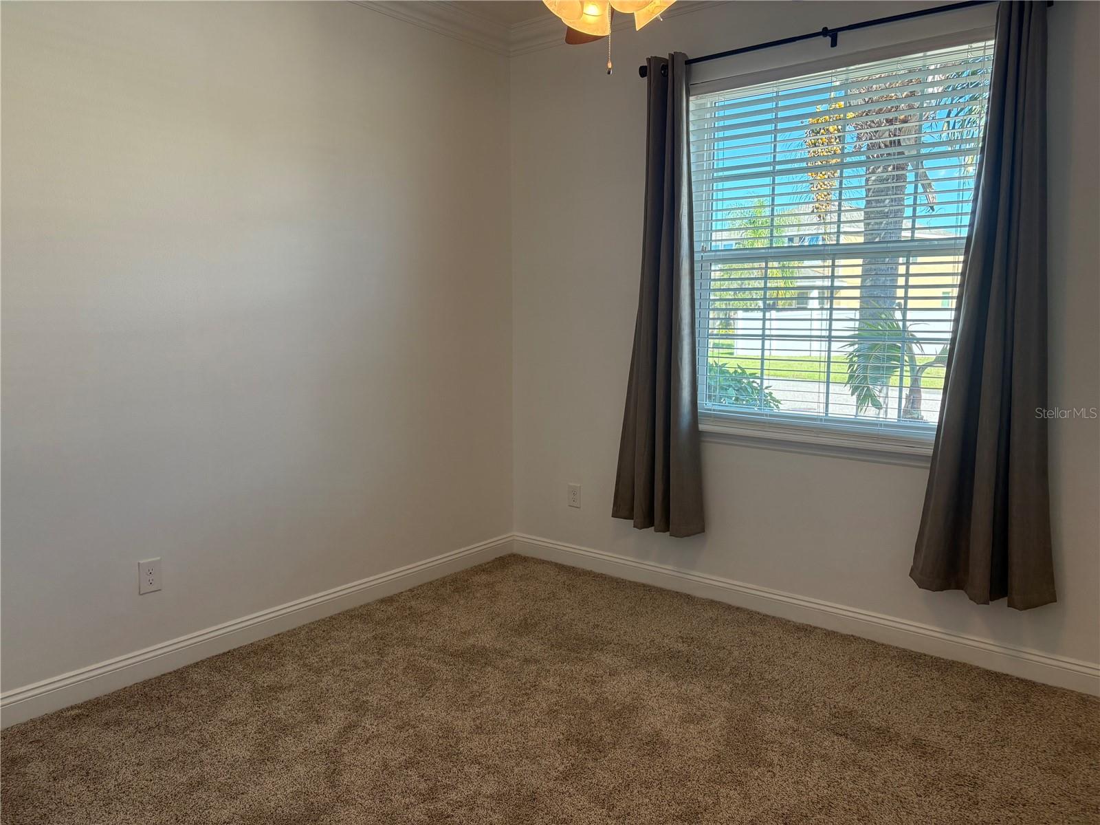 STONELEDGE - Residential