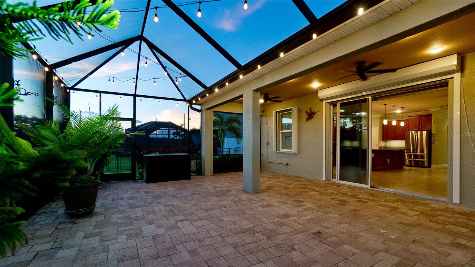 STONELEDGE - Residential