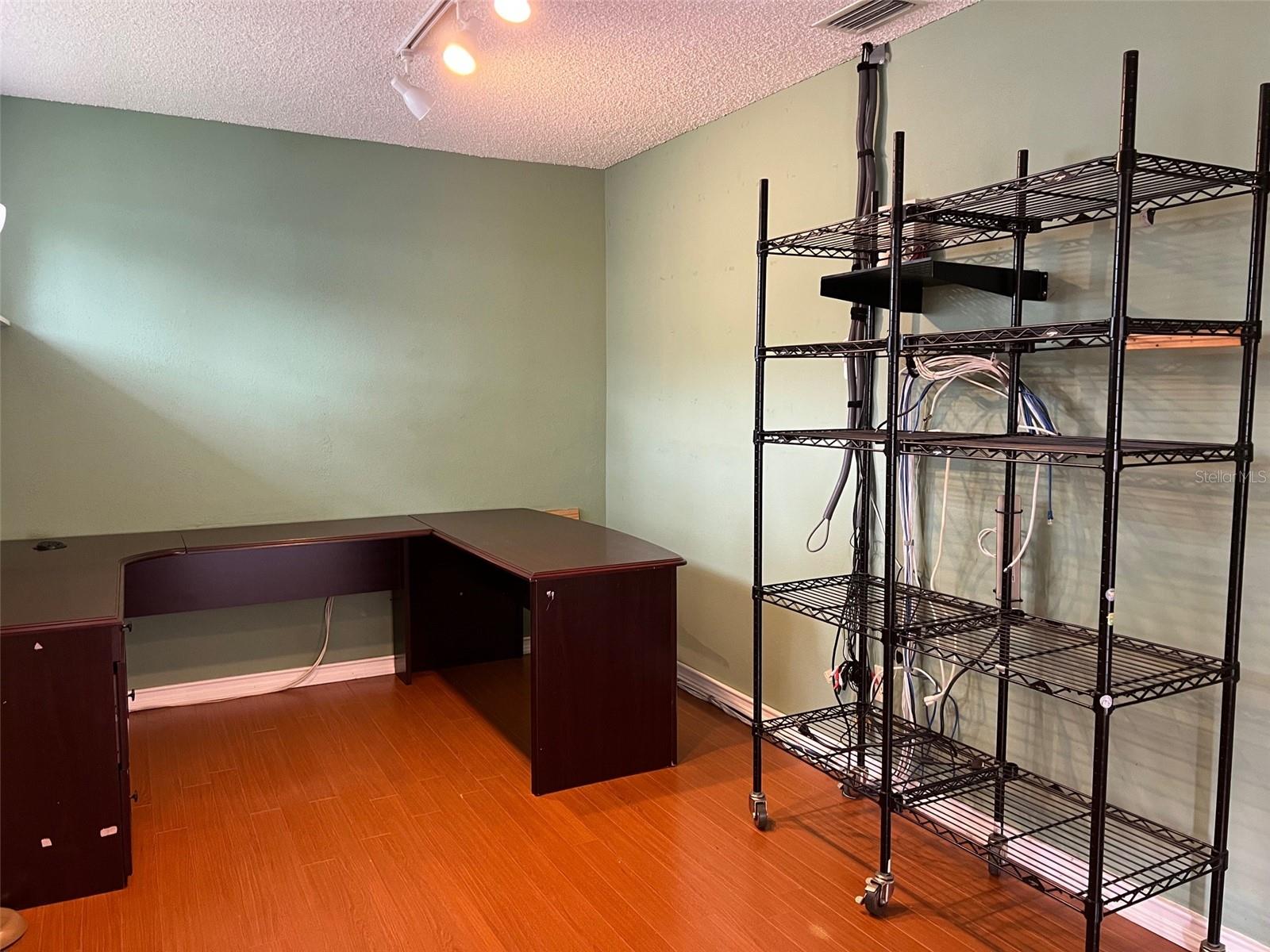 SUNSHINE ESTATES - Residential Lease