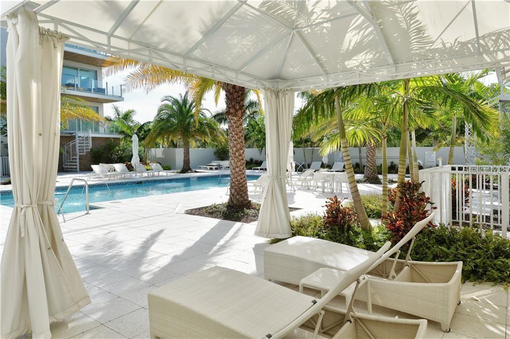 PARK RESIDENCES OF LIDO KEY - Residential