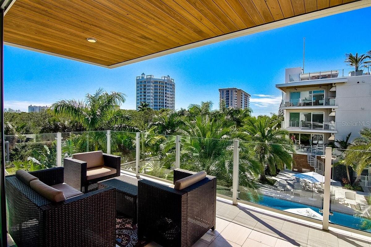 PARK RESIDENCES OF LIDO KEY - Residential