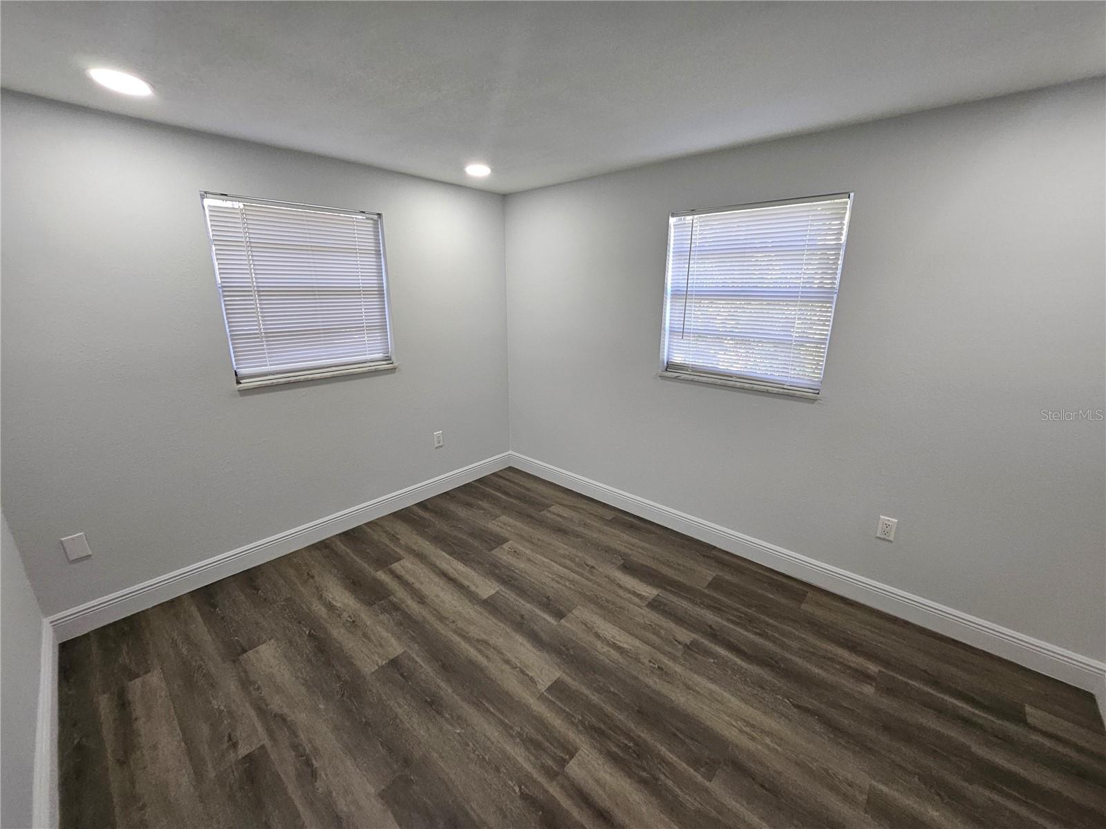 NORTHVIEW HILLS UNIT 2 - Residential Lease