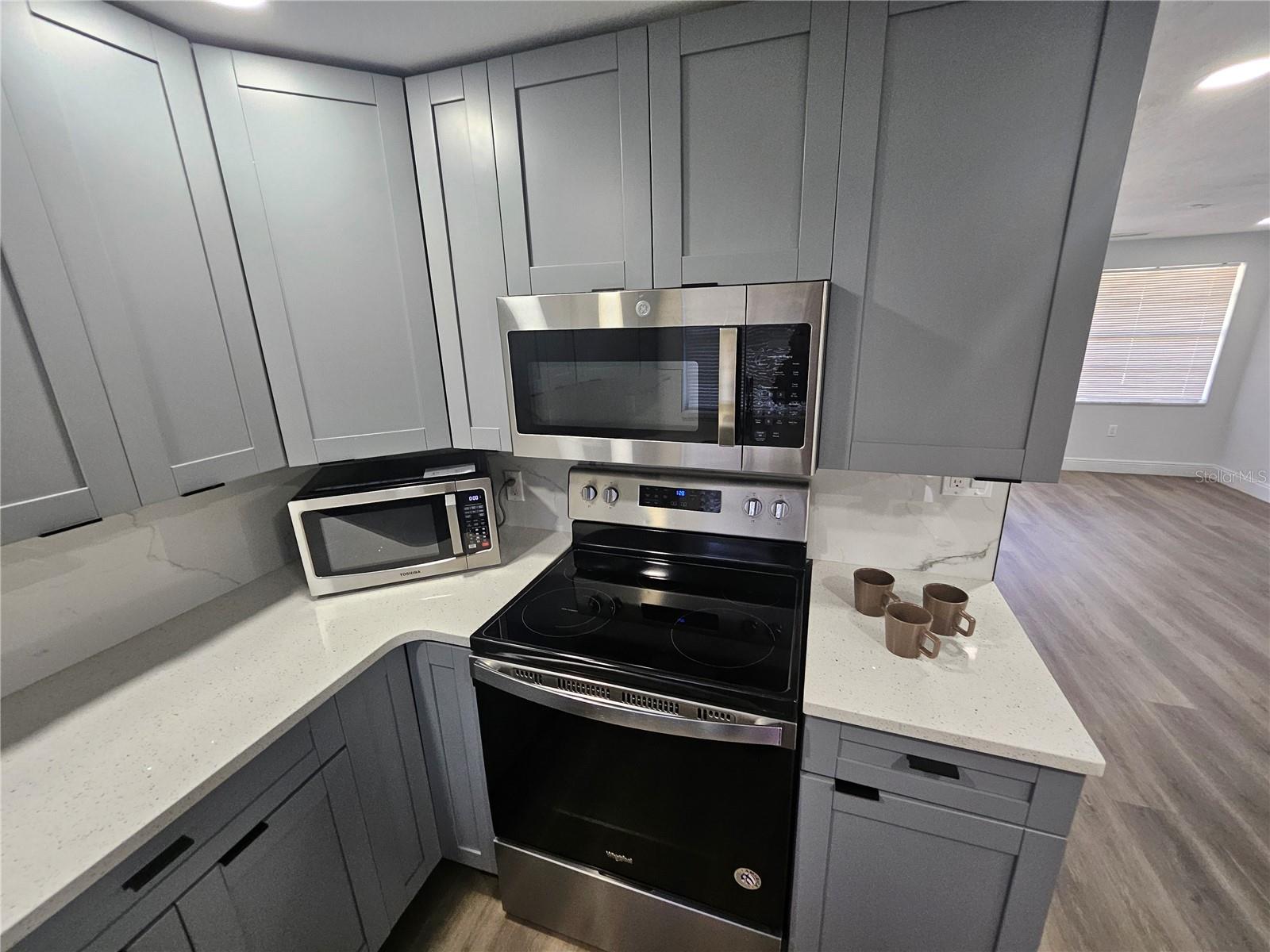 NORTHVIEW HILLS UNIT 2 - Residential Lease