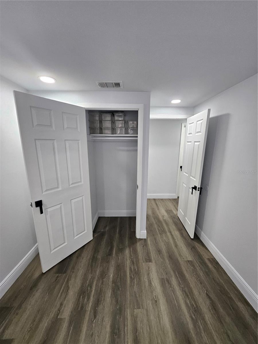 NORTHVIEW HILLS UNIT 2 - Residential Lease