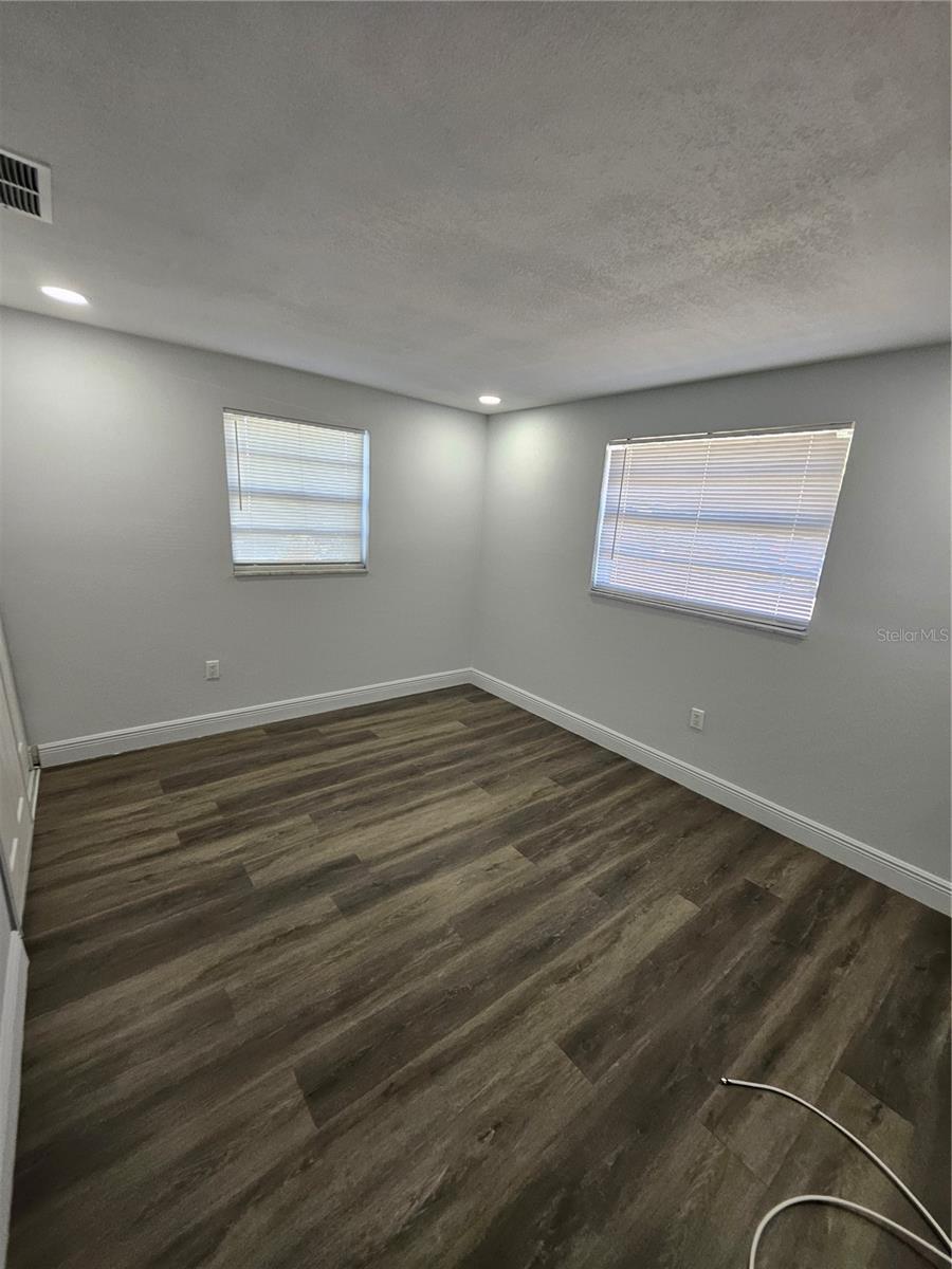 NORTHVIEW HILLS UNIT 2 - Residential Lease