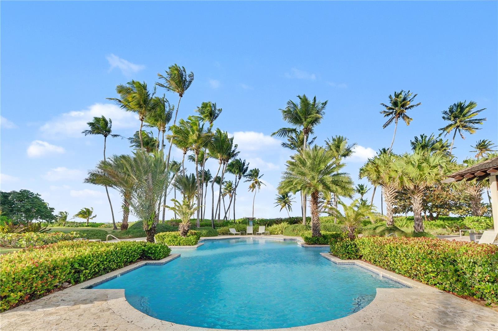 LAS VENTANAS I CONDOMINIUM - Residential