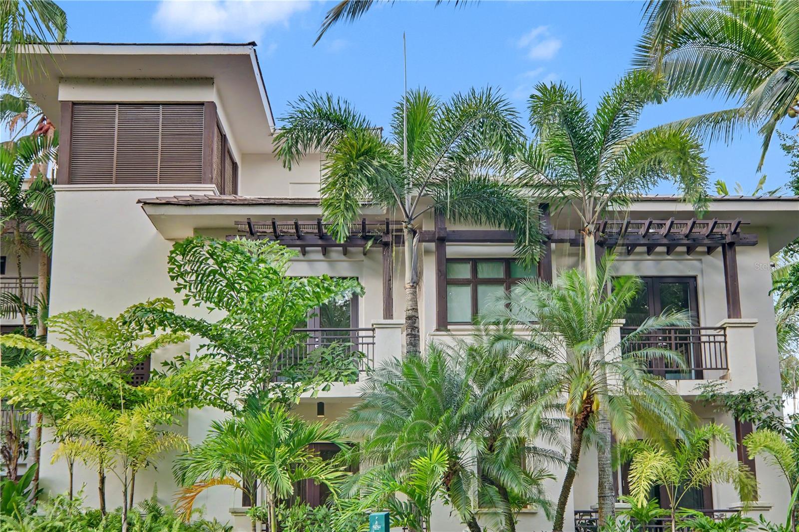 LAS VENTANAS I CONDOMINIUM - Residential