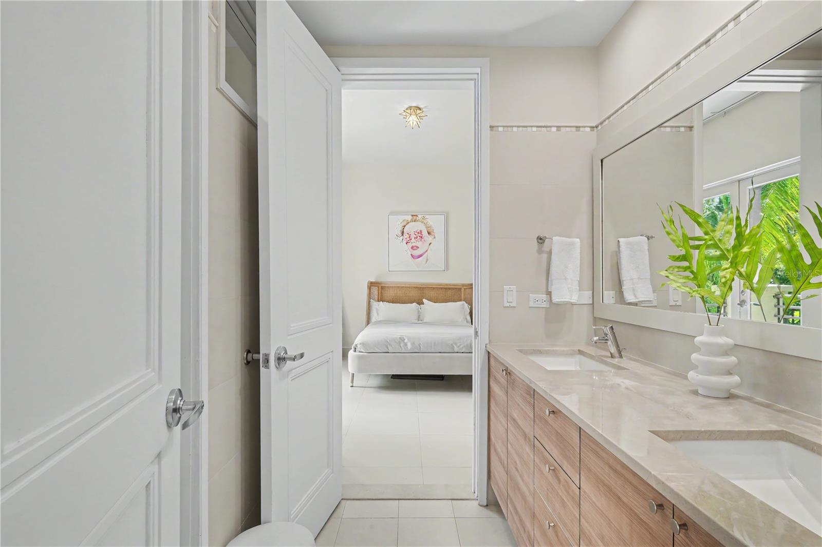 LAS VENTANAS I CONDOMINIUM - Residential