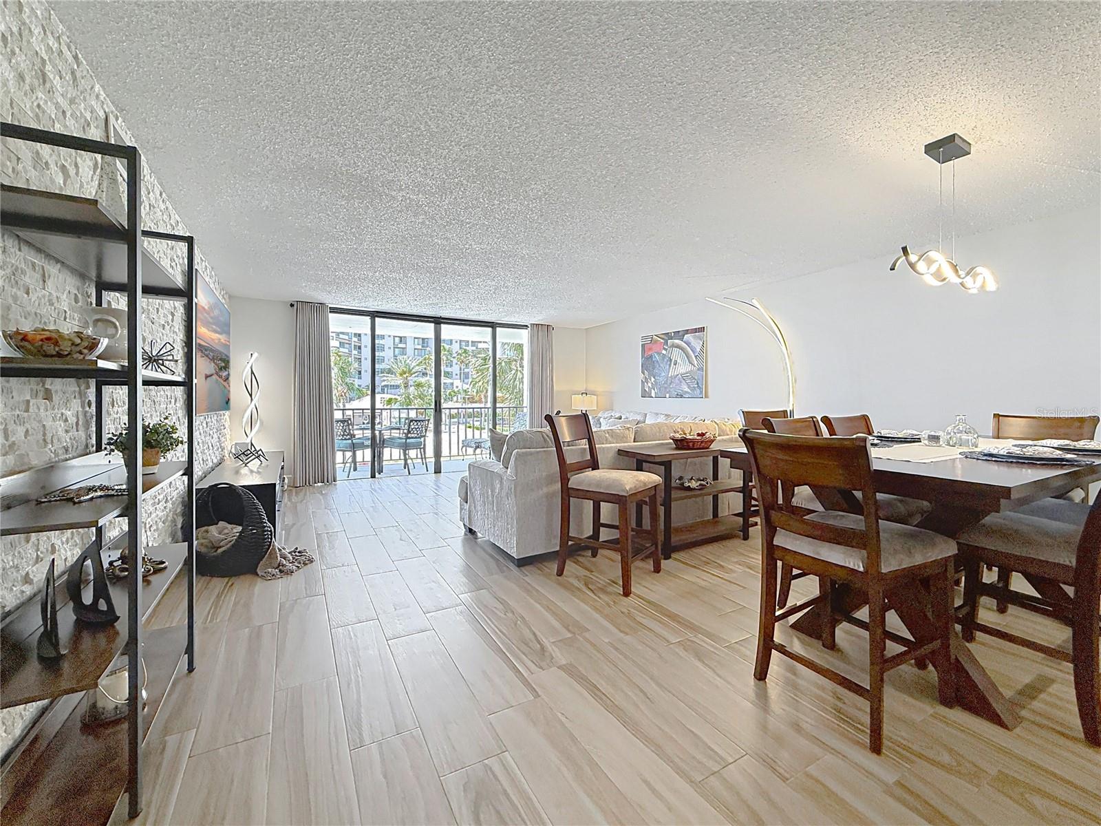 HARBOUR THE CONDO - Residential