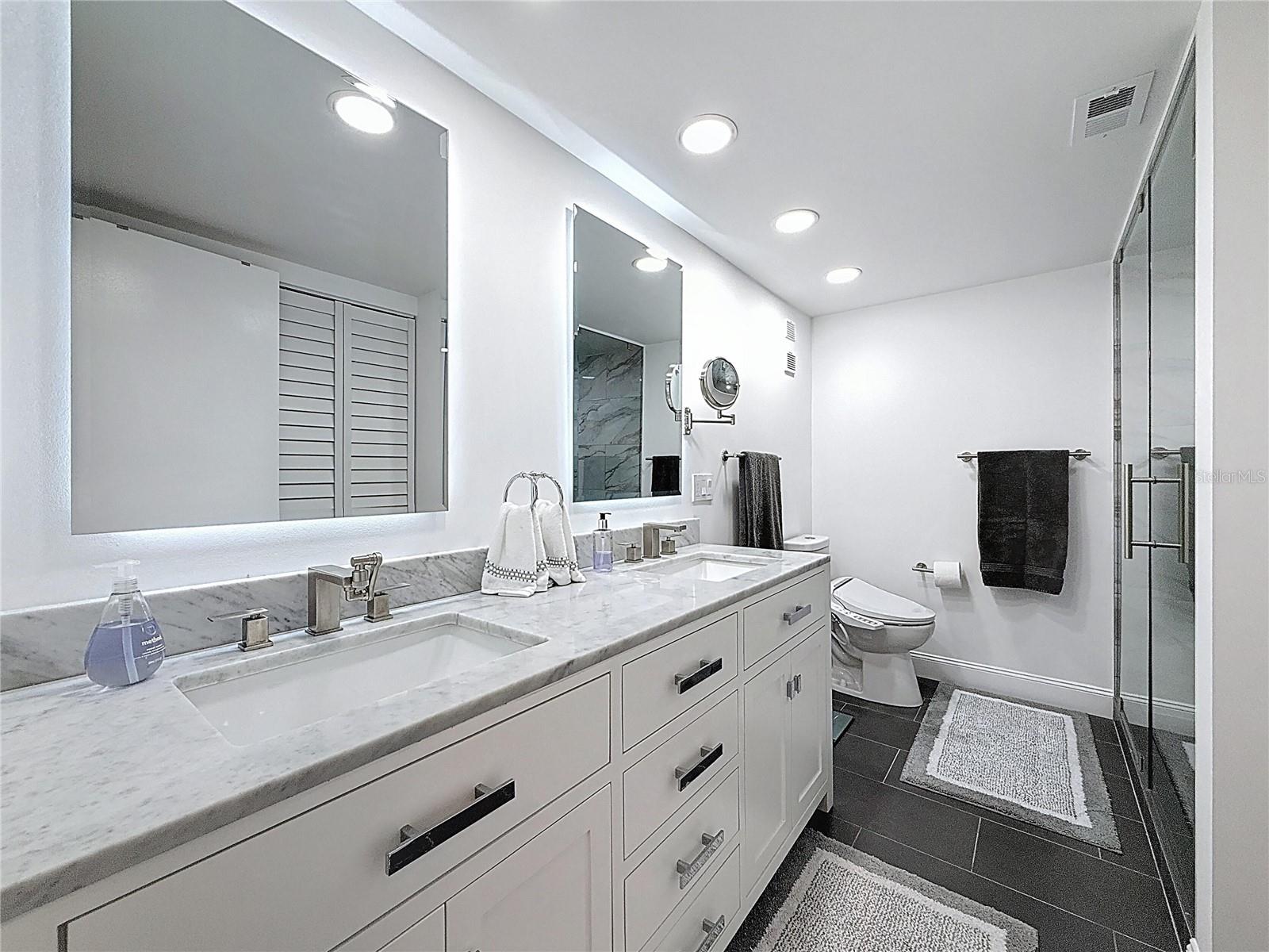 HARBOUR THE CONDO - Residential