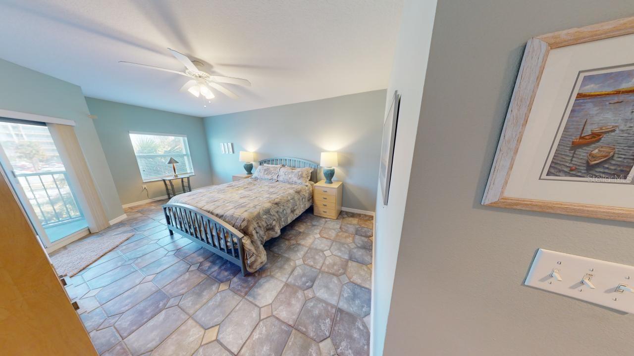 OCEAN WALK NSB BLDG 02 - Residential