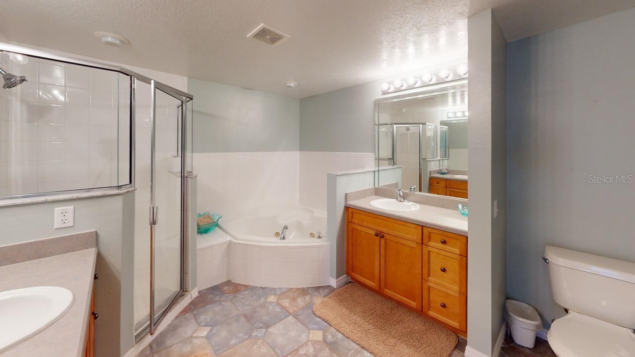 OCEAN WALK NSB BLDG 02 - Residential