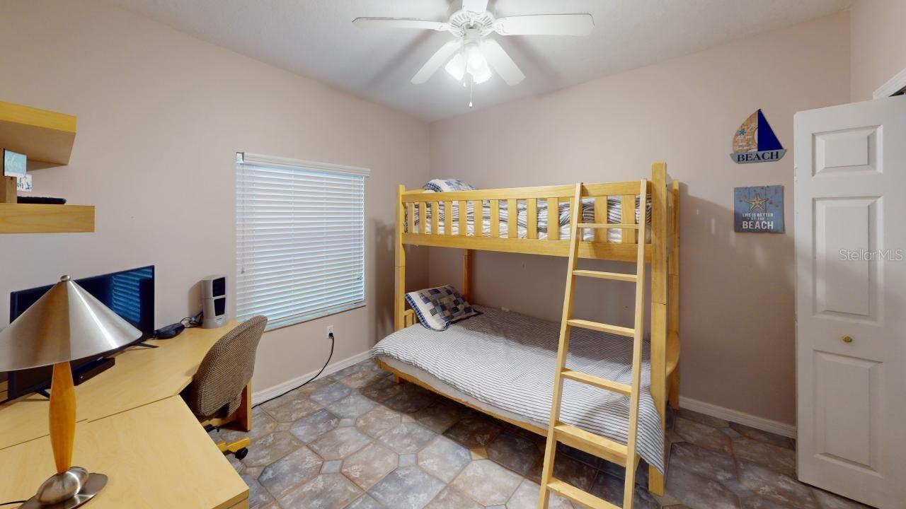 OCEAN WALK NSB BLDG 02 - Residential