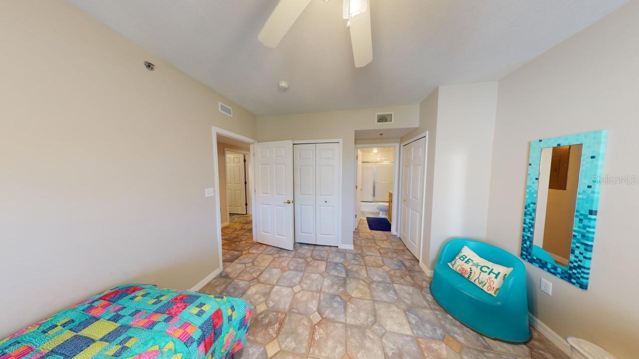 OCEAN WALK NSB BLDG 02 - Residential