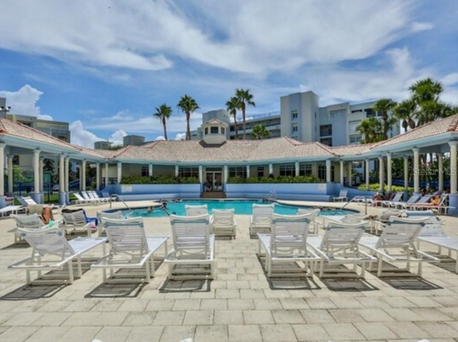 OCEAN WALK NSB BLDG 02 - Residential