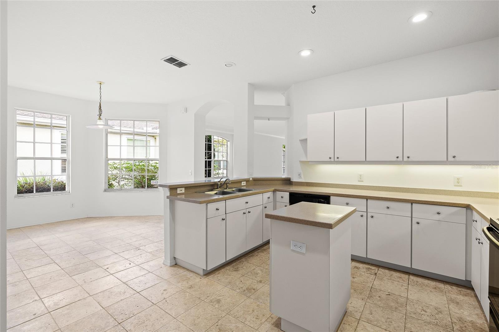 WESTCHASE SEC 412 - Residential