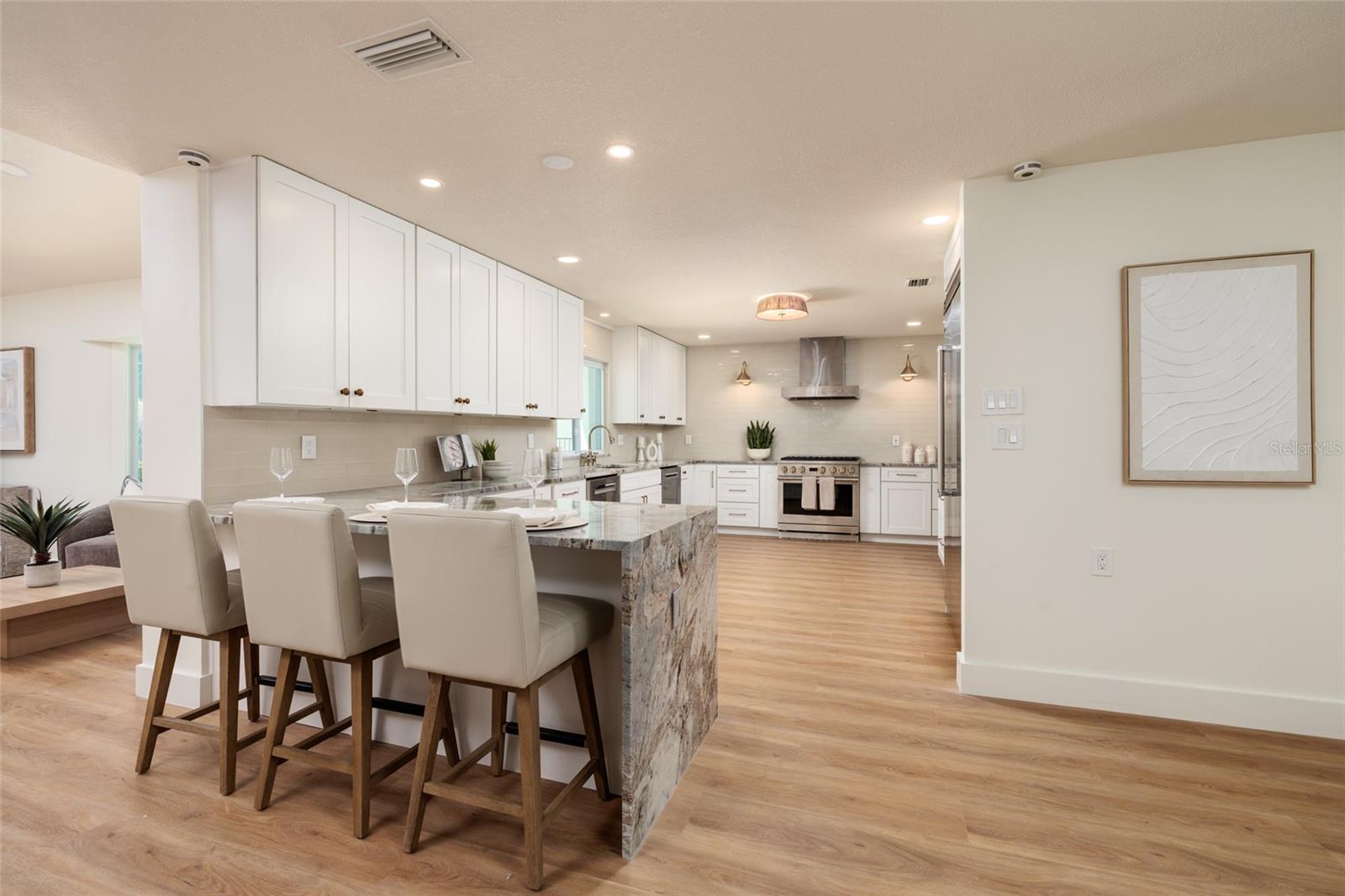 VENETIAN ISLES - Residential
