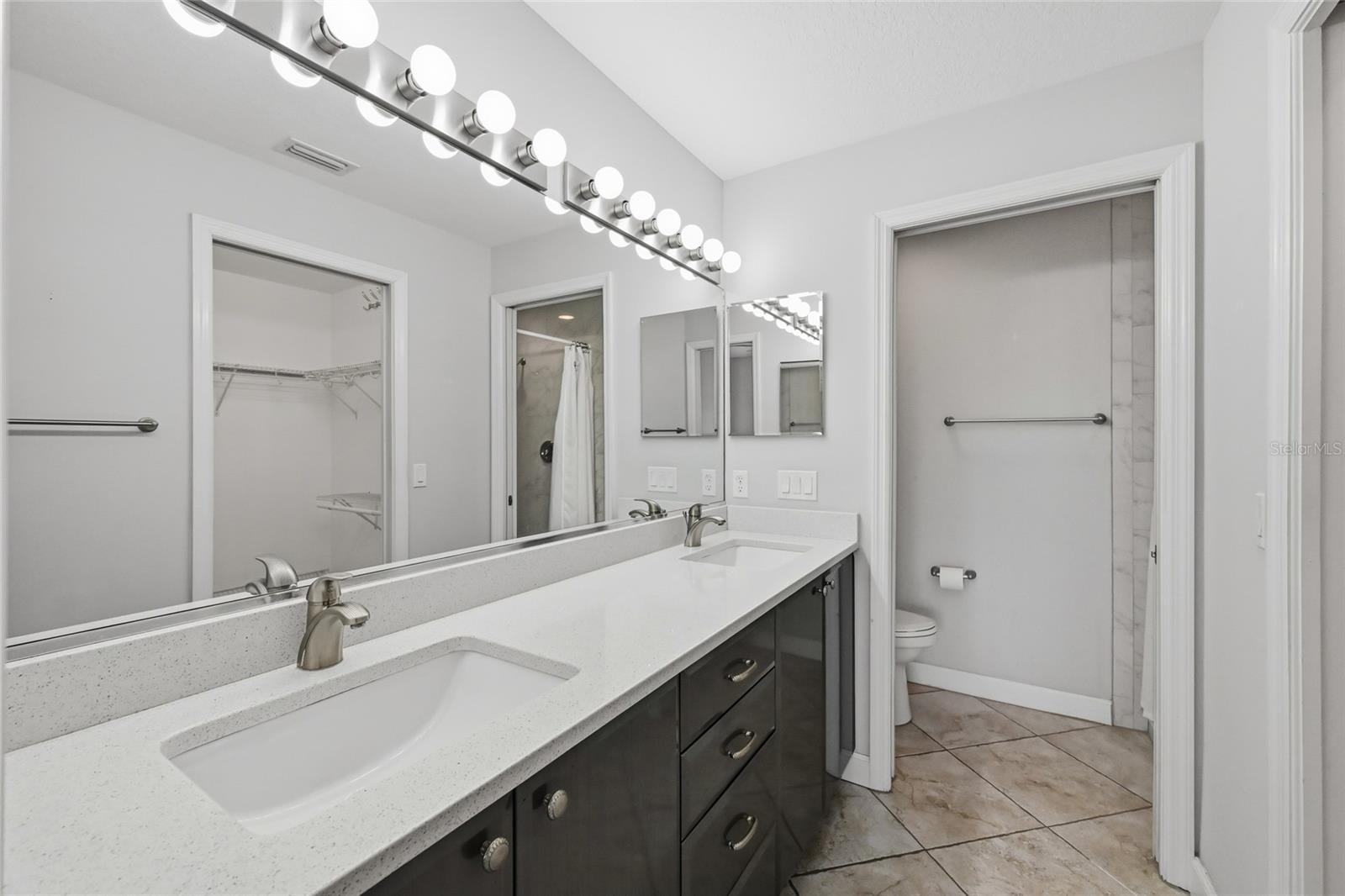 HIDDEN LAKE II PH 2 - Residential