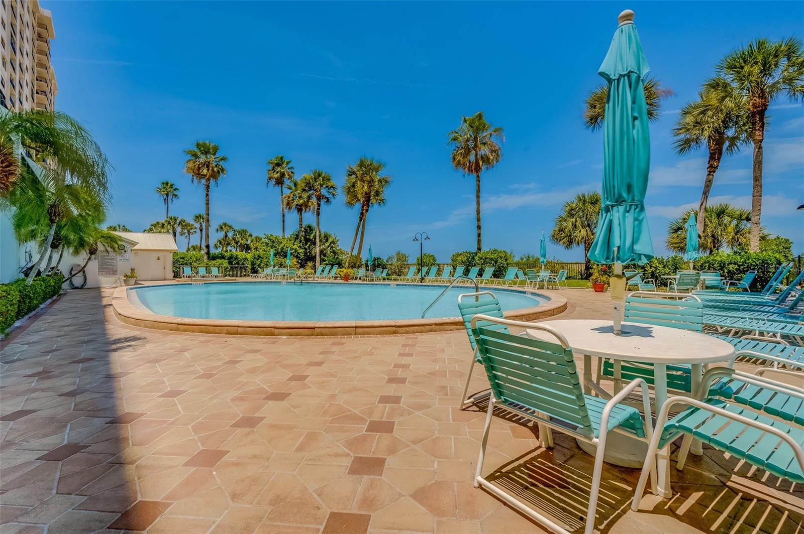 LANDMARK TOWERS - Residential Lease