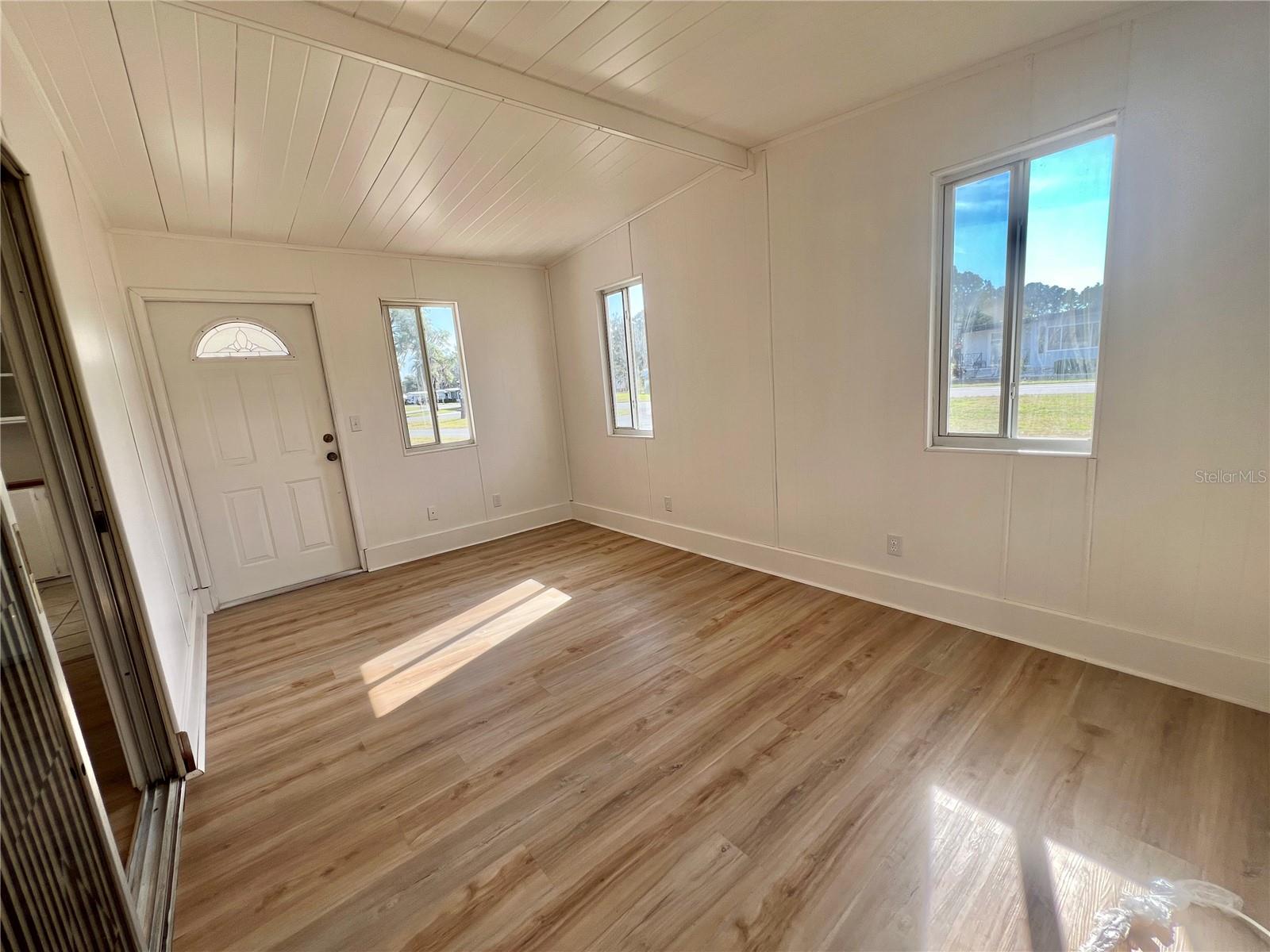 HAWTHORNE AT LEESBURG A COOP - Residential