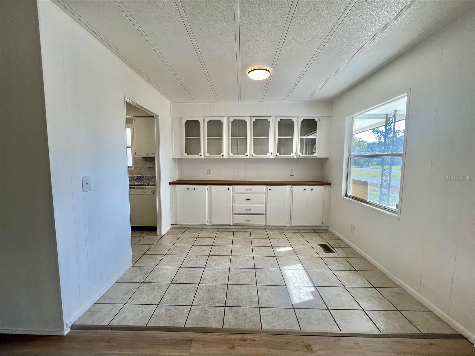 HAWTHORNE AT LEESBURG A COOP - Residential