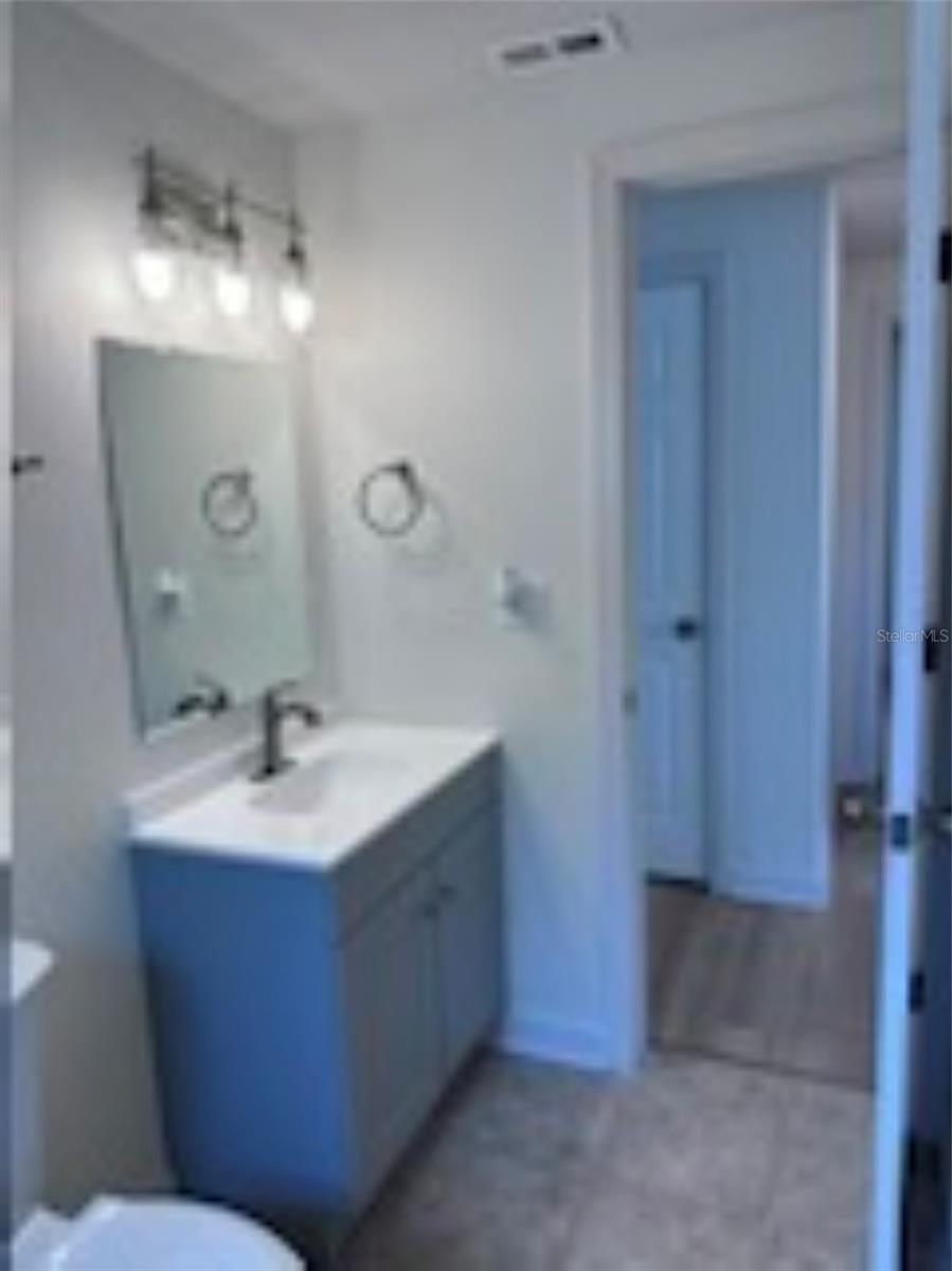 CROSS BAYOU ESTATES 7TH ADD - Residential