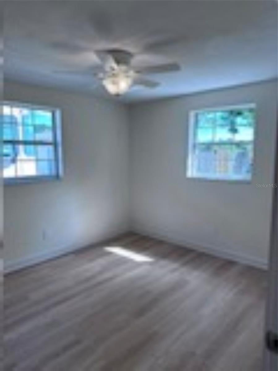 CROSS BAYOU ESTATES 7TH ADD - Residential
