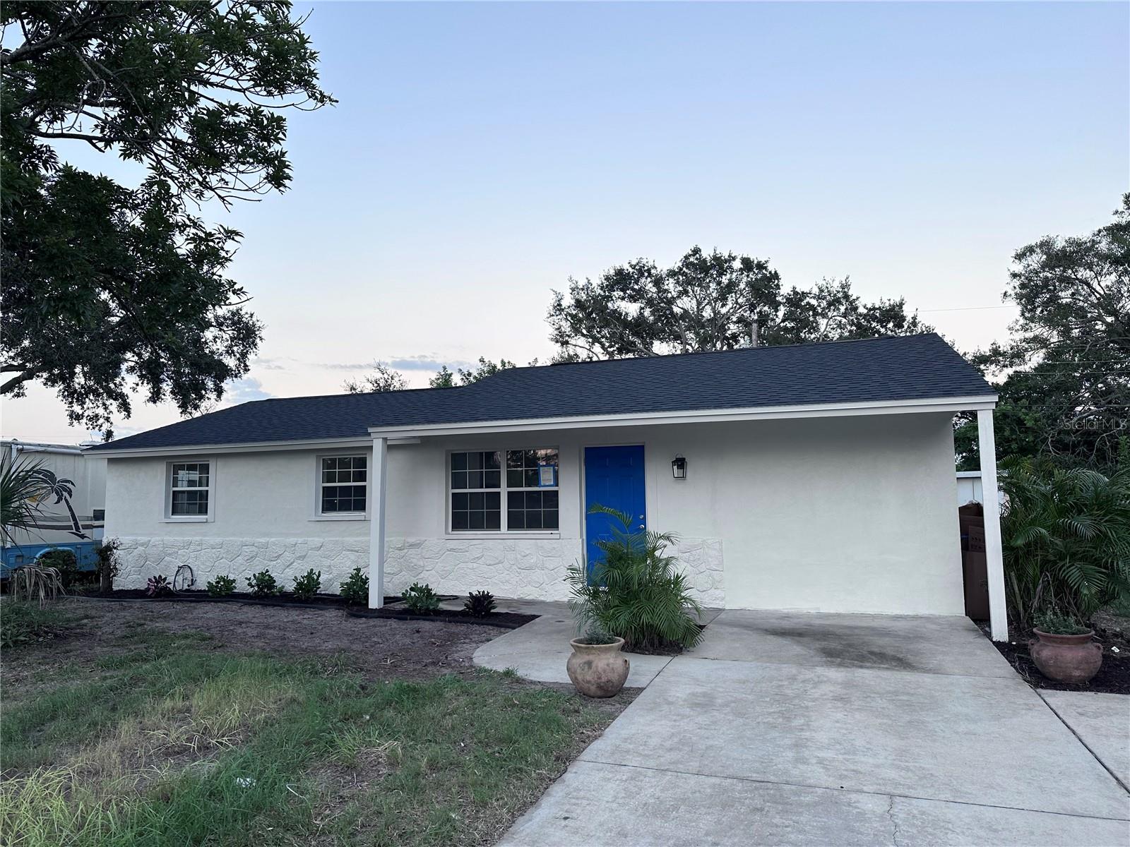 CROSS BAYOU ESTATES 7TH ADD - Residential