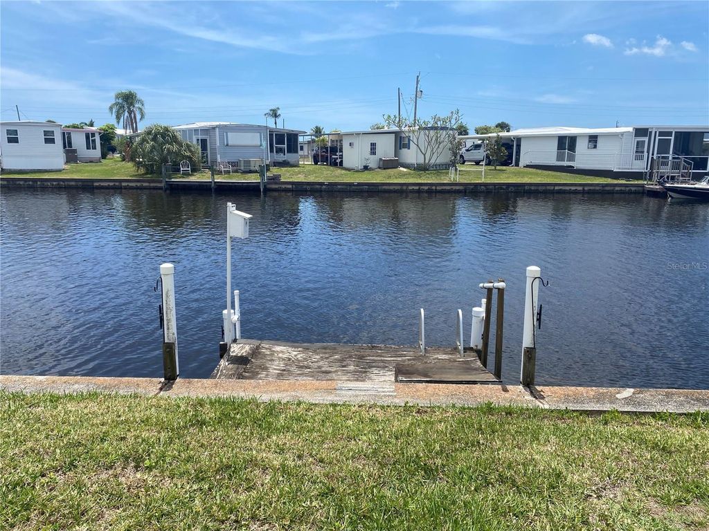 Photo of 508 Windsor Place, North Port, FL 34287 (MLS # N6144154)