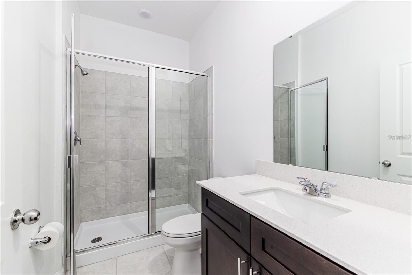 RANCHES/LK MCLEOD II - Residential Lease