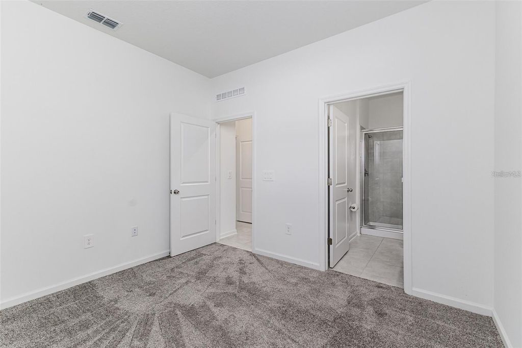 Photo of 1121 Deepwater Circle #B, Eagle Lake, FL 33839 (MLS # S5139389)