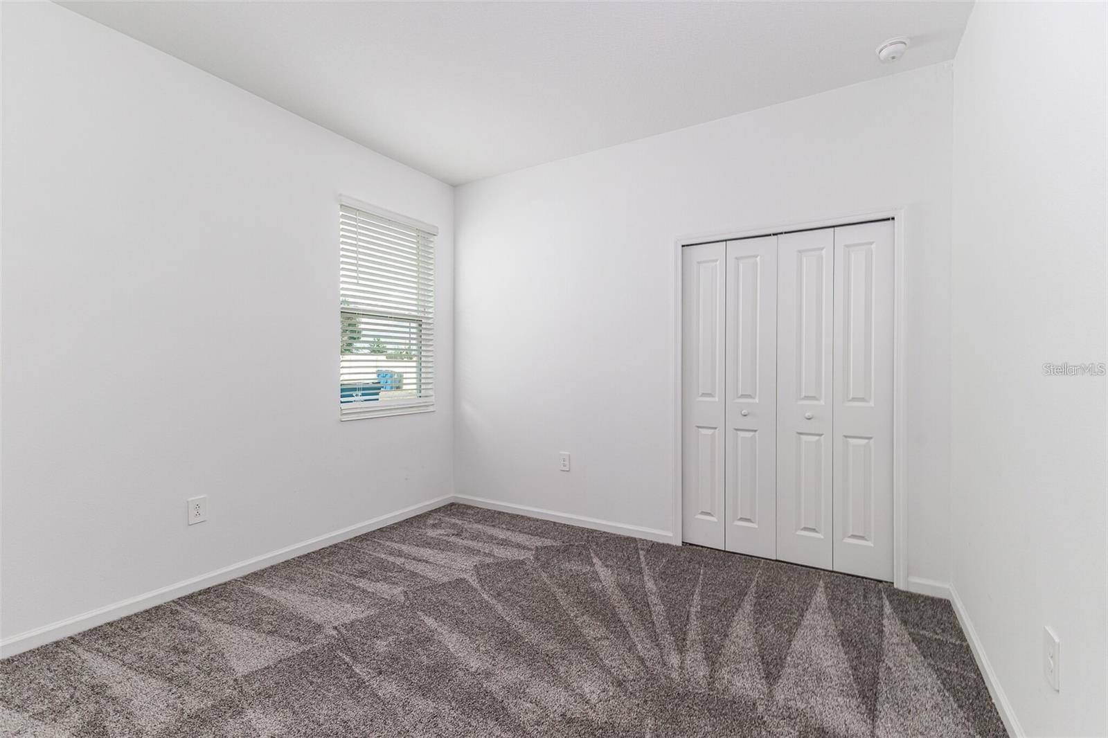 RANCHES/LK MCLEOD II - Residential Lease