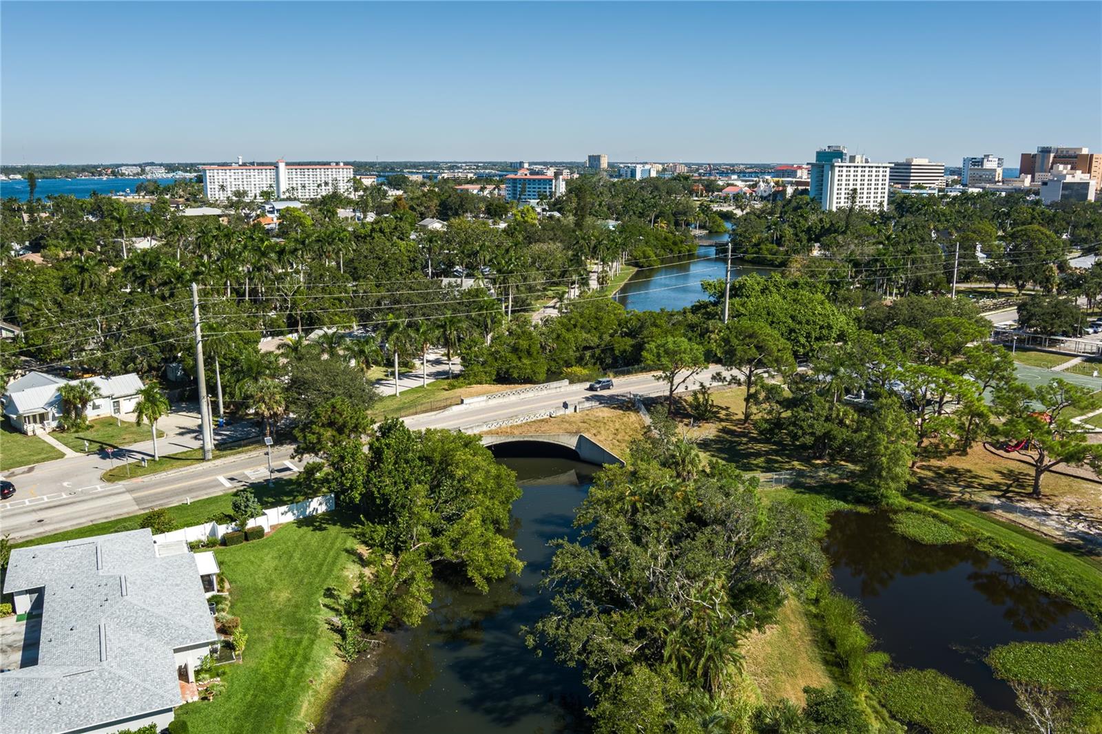 CREEKVIEW - Residential