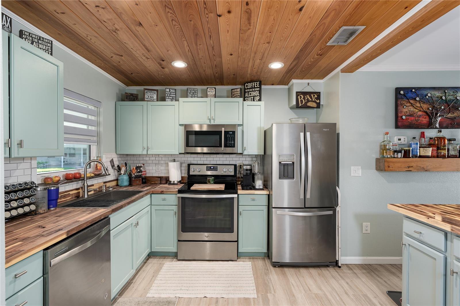 CREEKVIEW - Residential