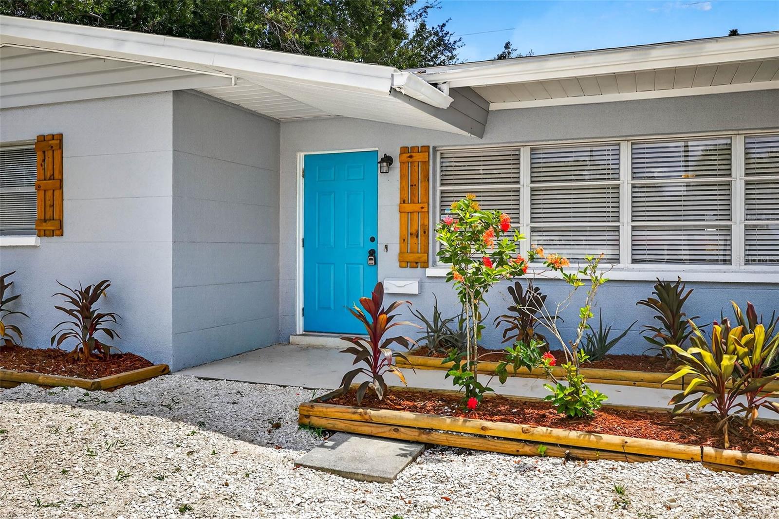 1816 BAYSHORE GARDENS PARKWAY