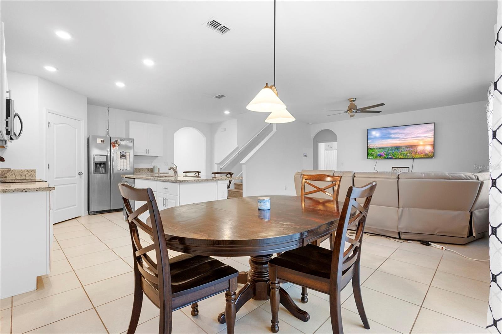 VICTORIA OAKS PH A - Residential