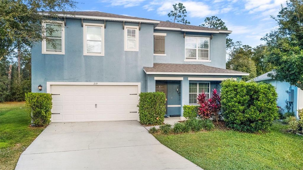 Photo of 219 Meghan Circle, Deland, FL 32724 (MLS # V4946327)