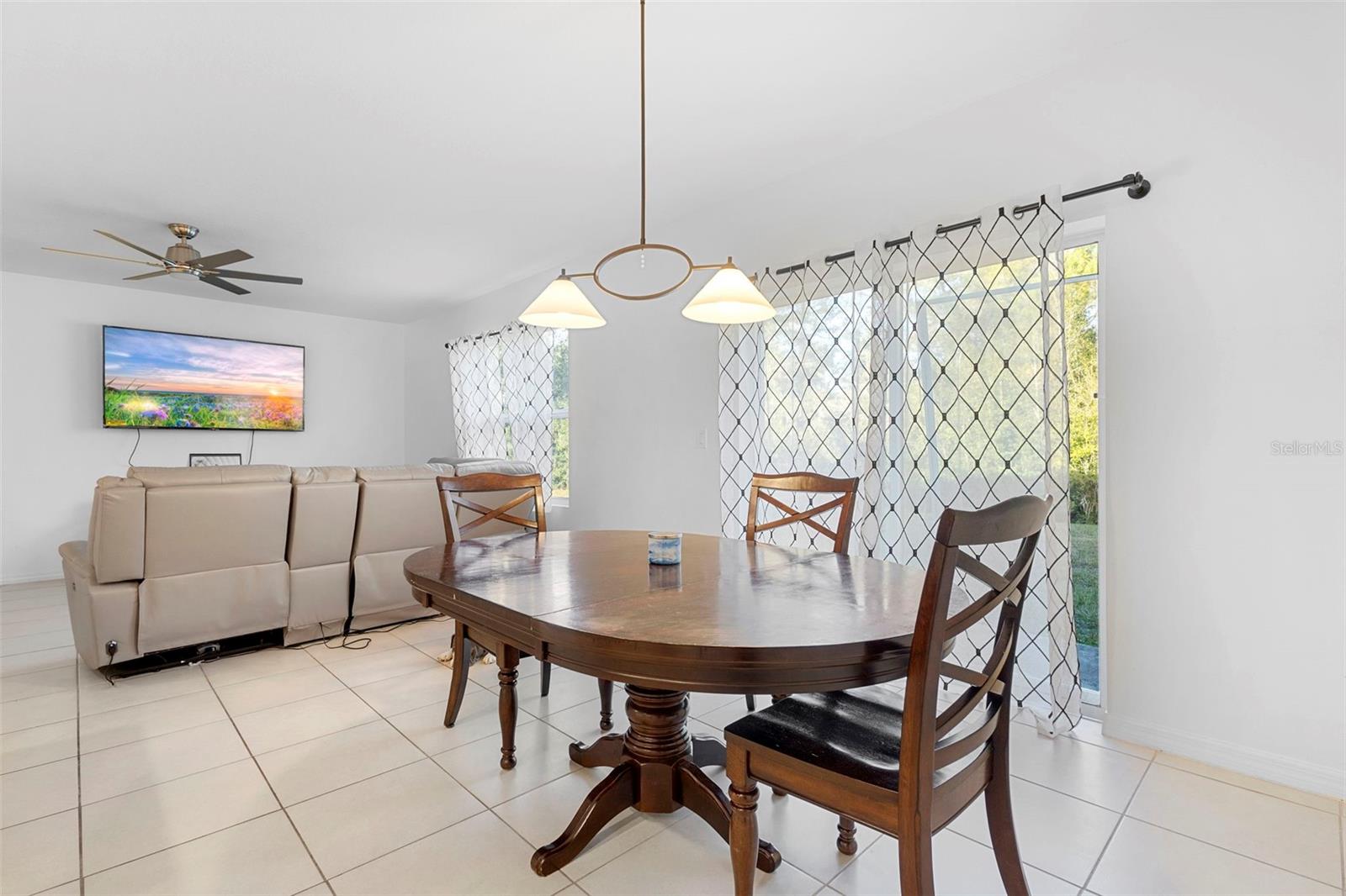 VICTORIA OAKS PH A - Residential