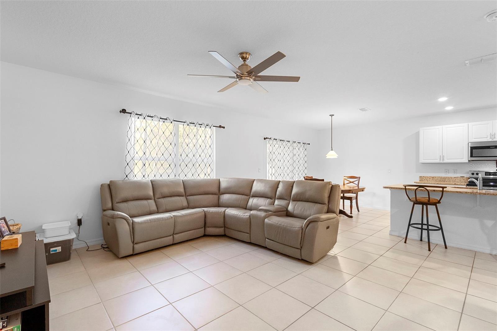 VICTORIA OAKS PH A - Residential