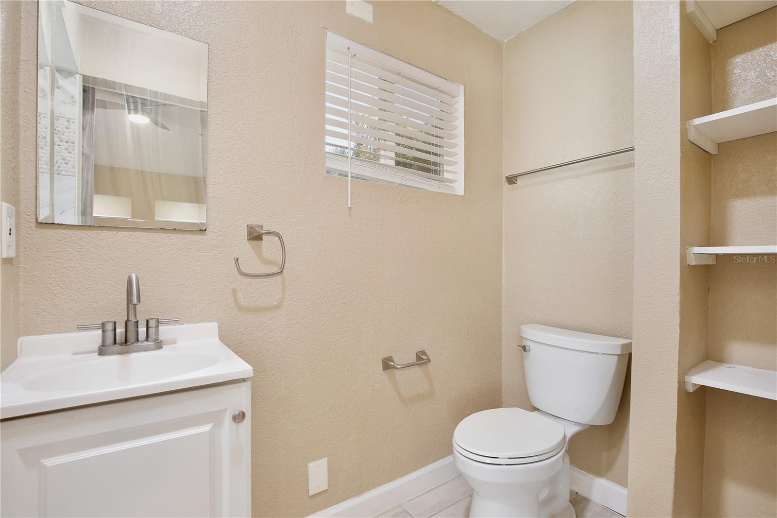 ACADEMY MANOR UNIT 01 - Residential