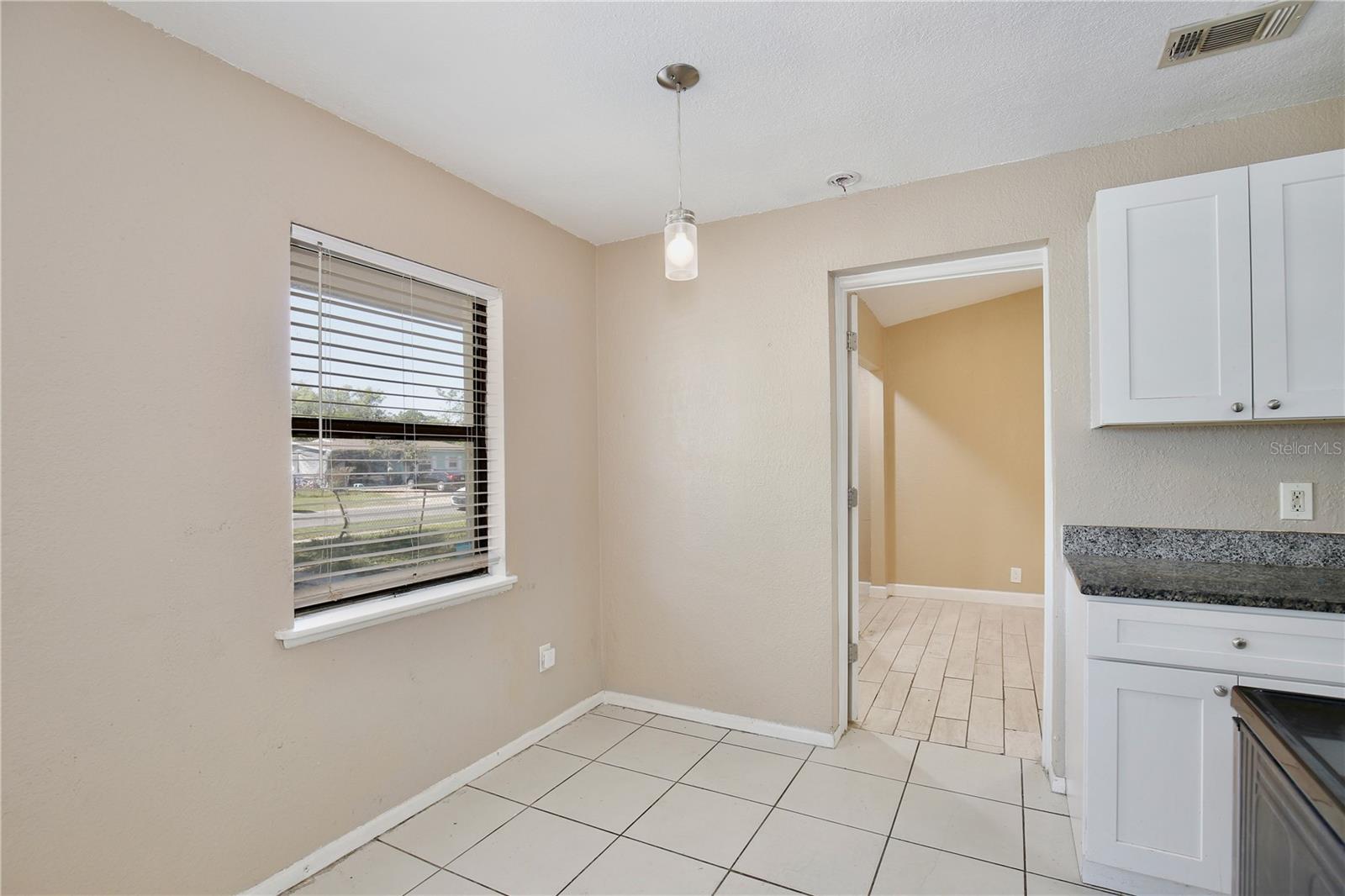 ACADEMY MANOR UNIT 01 - Residential