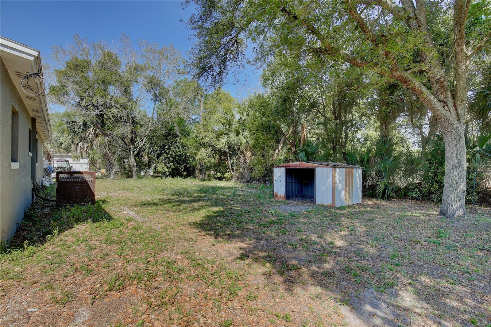 ACADEMY MANOR UNIT 01 - Residential