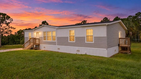 Search Sarasota & Manatee County Homes 79 7307 ALFRED BOULEVARD PUNTA GORDA FL 33982