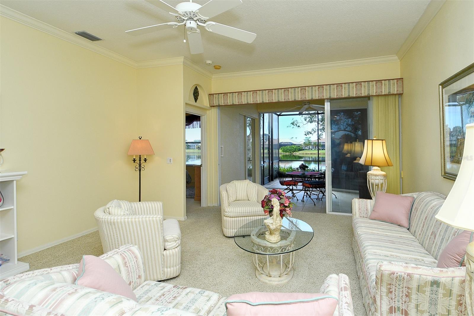 HERITAGE OAKS GOLF & COUNTRY CLUB - Residential