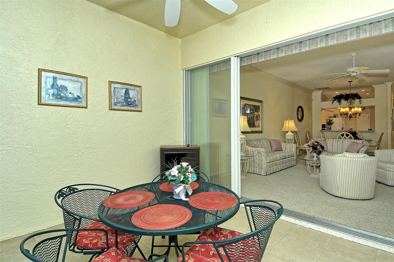 HERITAGE OAKS GOLF & COUNTRY CLUB - Residential