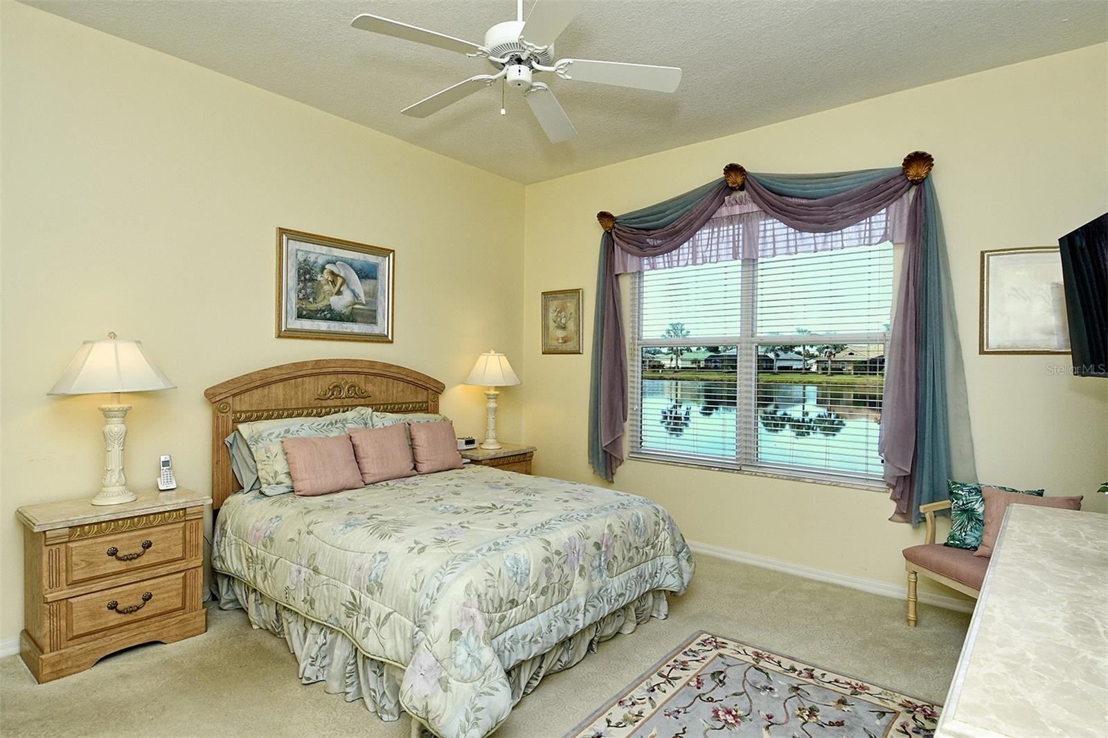 HERITAGE OAKS GOLF & COUNTRY CLUB - Residential