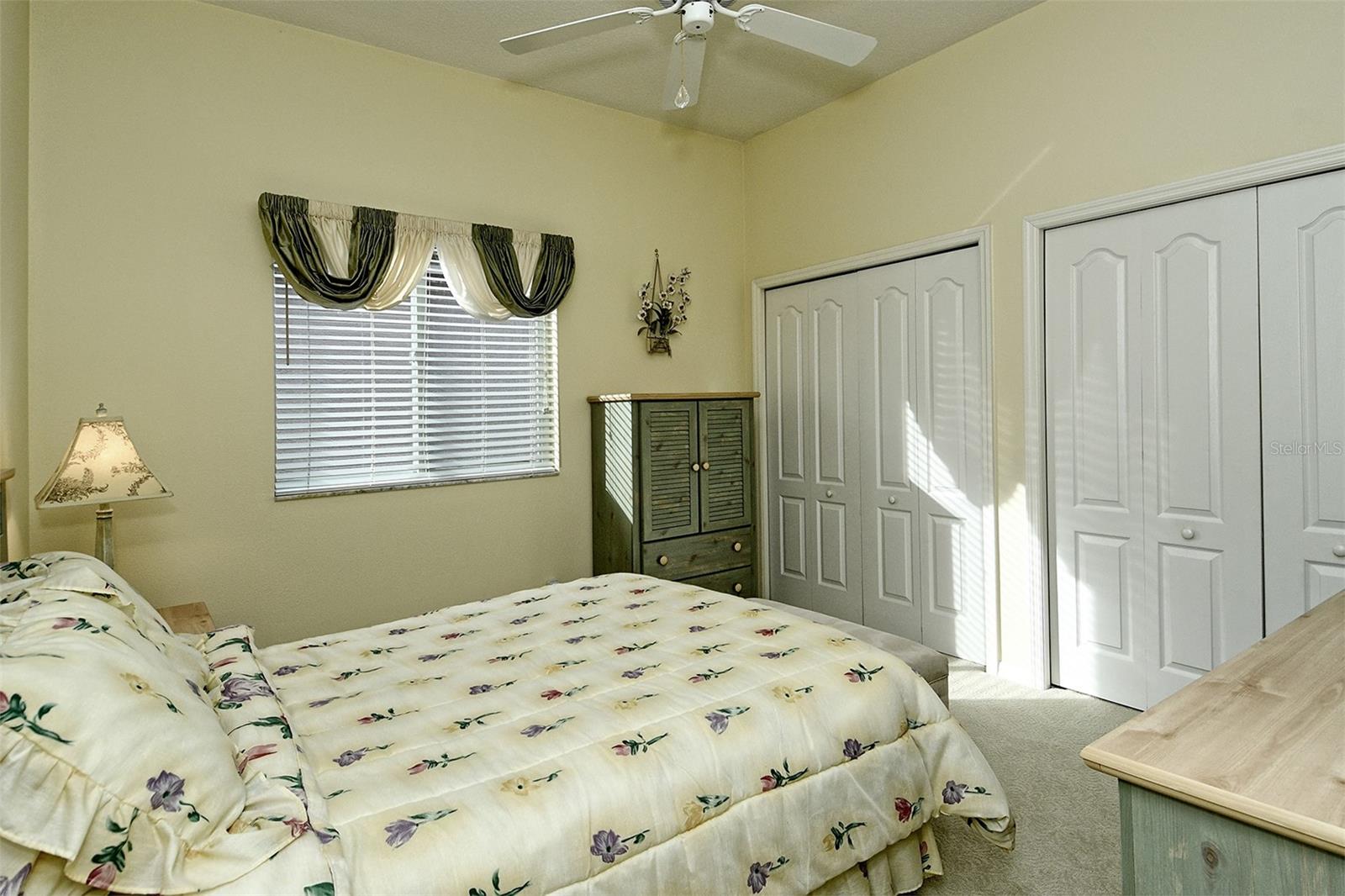 HERITAGE OAKS GOLF & COUNTRY CLUB - Residential