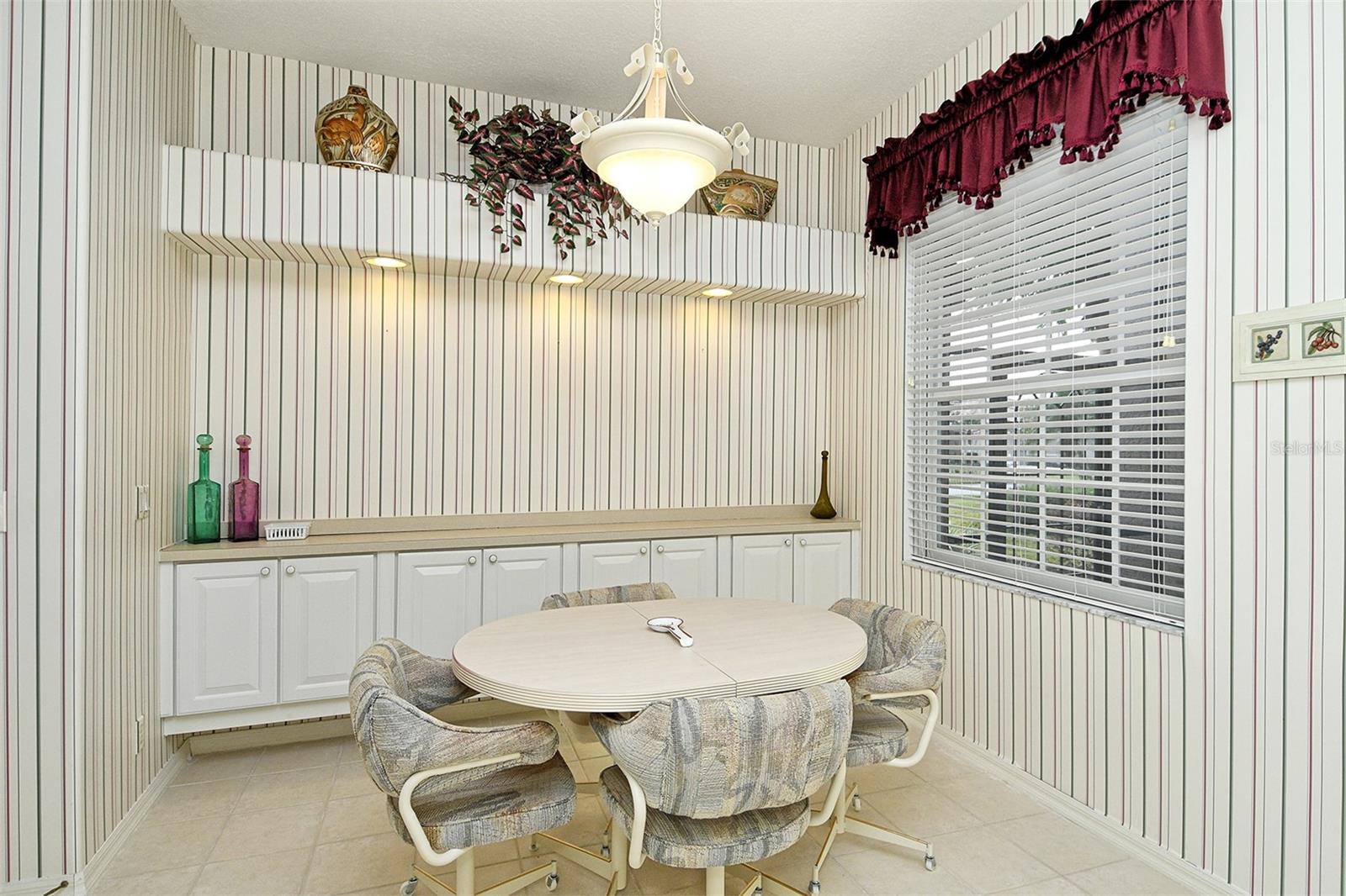 HERITAGE OAKS GOLF & COUNTRY CLUB - Residential