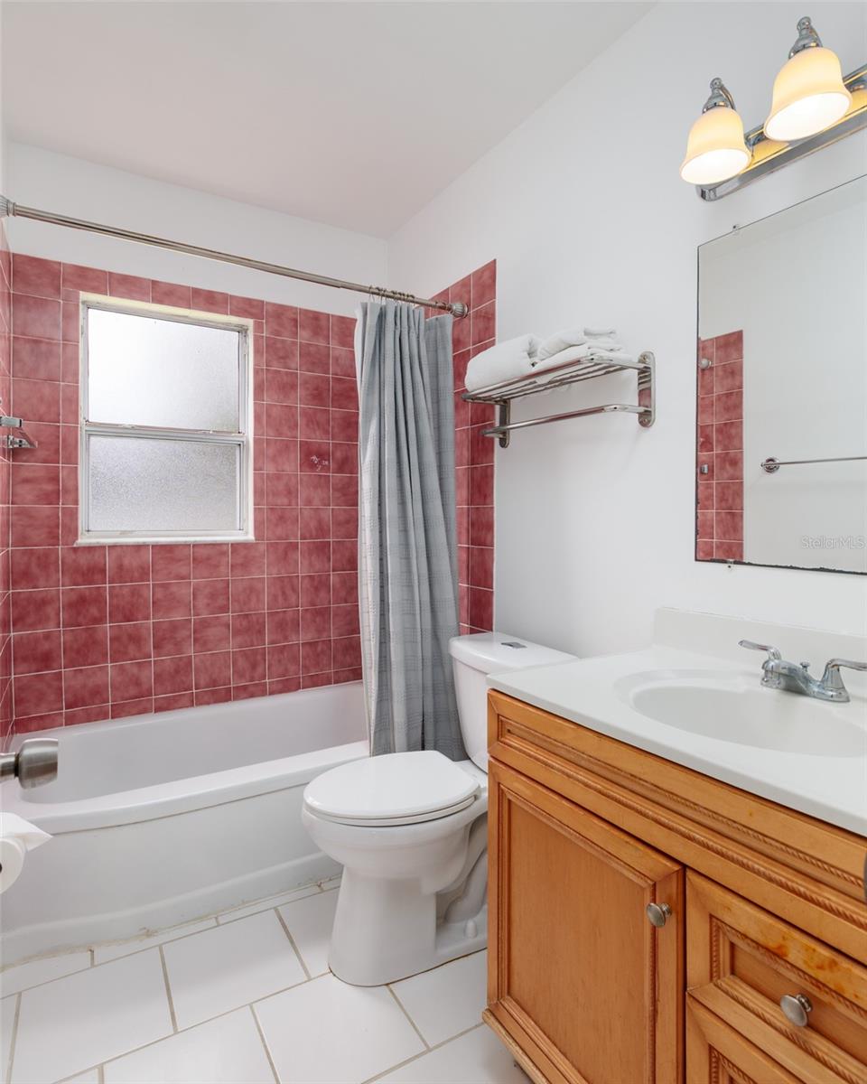 MONTICELLO PARK - Residential